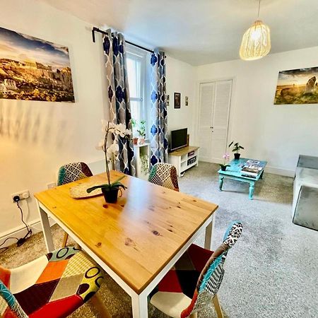 Cosy Authentic Flat In The Heart Of Galashiels Exteriér fotografie