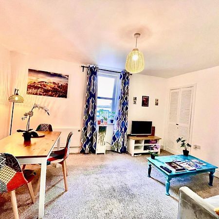 Cosy Authentic Flat In The Heart Of Galashiels Exteriér fotografie